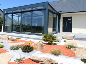 Véranda toiture pente inversée gris anthracite