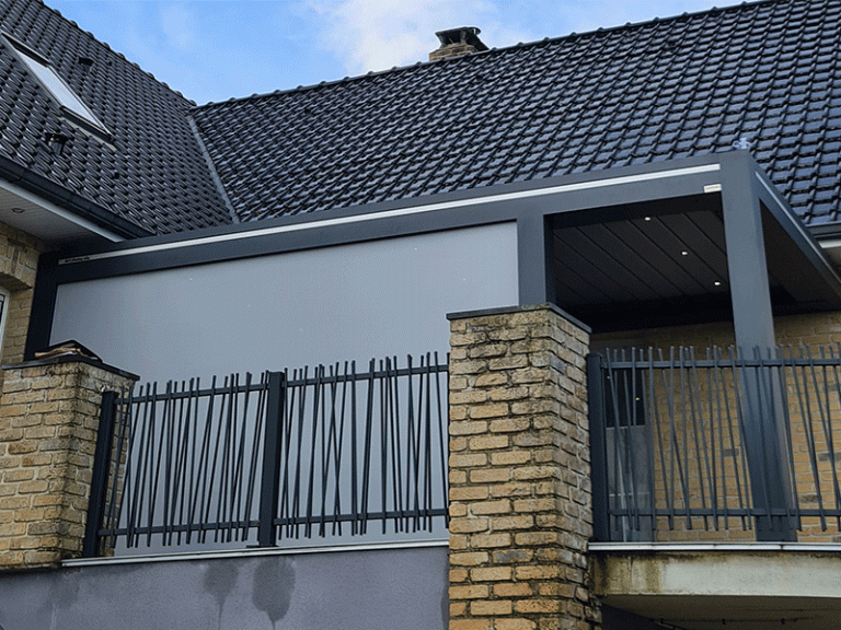 pergola bioclimatique avec stores et leds