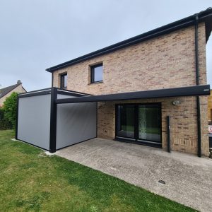pergola bioclimatique alu adossee stores fermes